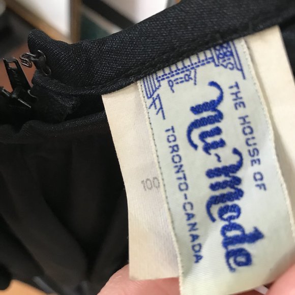 Vintage black dress - House of Nu Mode Toronto - Picture 4 of 4